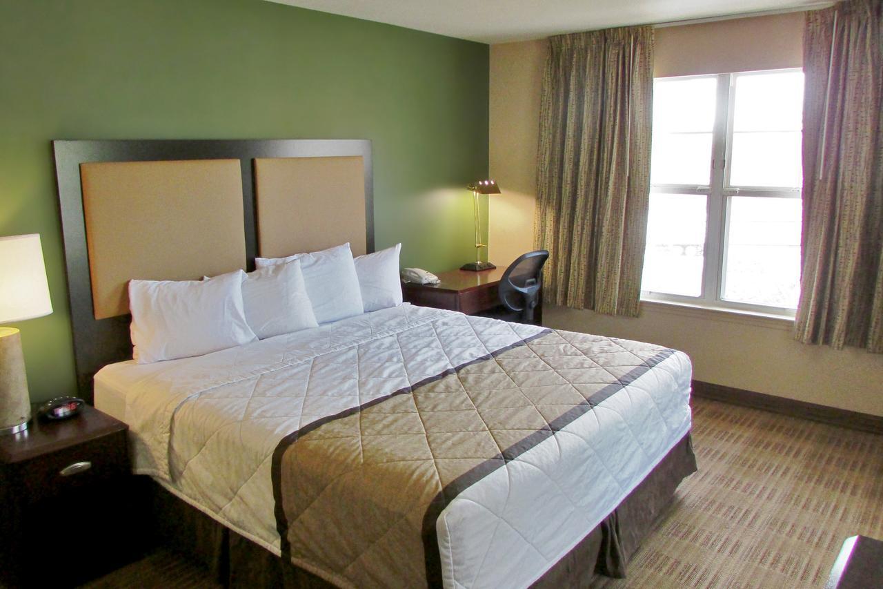 Extended Stay America Suites - Detroit - Auburn Hills - Featherstone Rd Zewnętrze zdjęcie