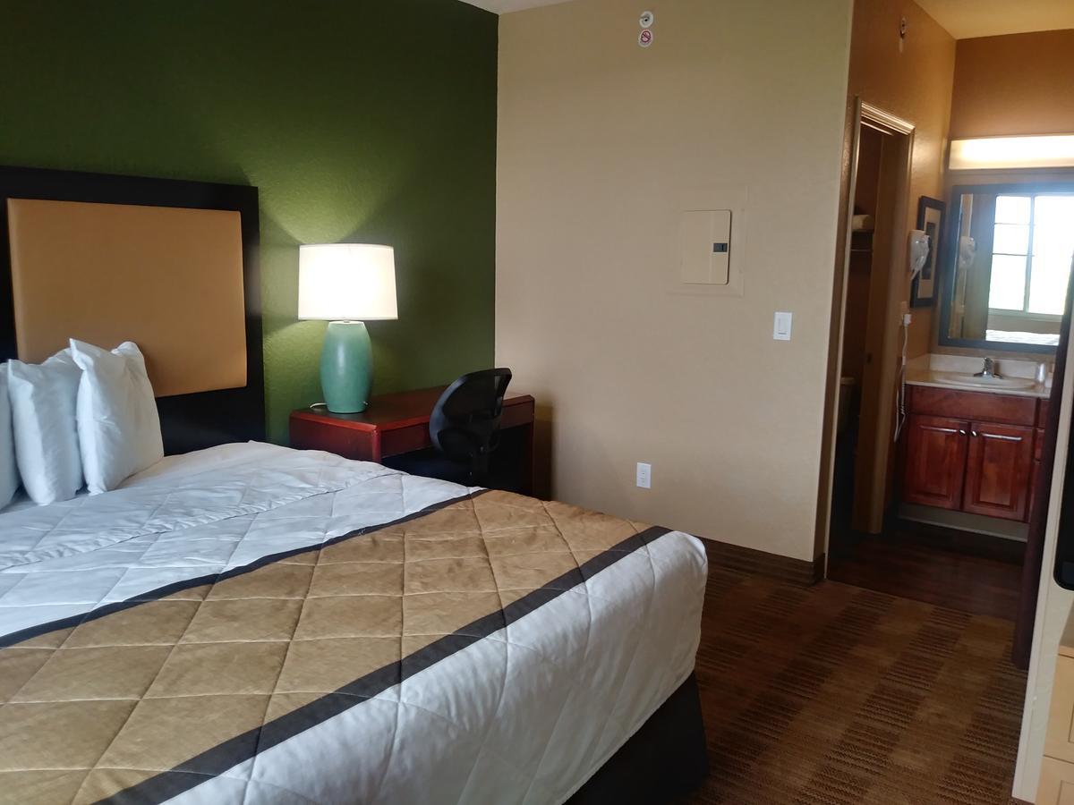 Extended Stay America Suites - Detroit - Auburn Hills - Featherstone Rd Zewnętrze zdjęcie