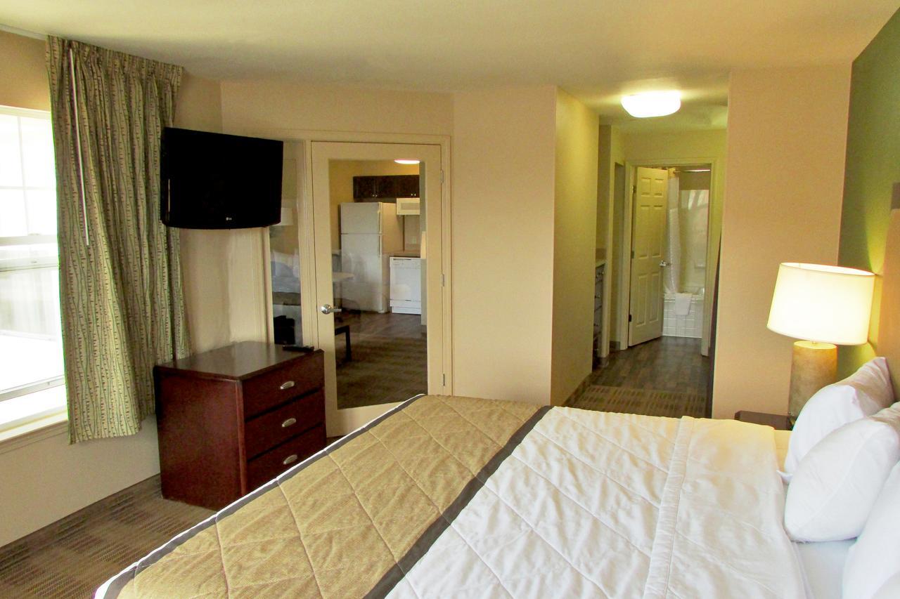 Extended Stay America Suites - Detroit - Auburn Hills - Featherstone Rd Zewnętrze zdjęcie