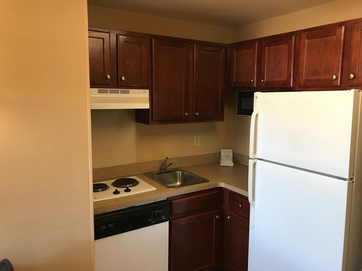Extended Stay America Suites - Detroit - Auburn Hills - Featherstone Rd Zewnętrze zdjęcie