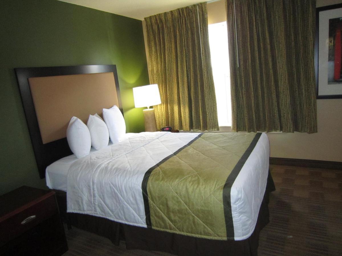 Extended Stay America Suites - Detroit - Auburn Hills - Featherstone Rd Zewnętrze zdjęcie