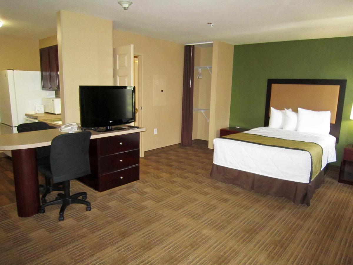 Extended Stay America Suites - Detroit - Auburn Hills - Featherstone Rd Zewnętrze zdjęcie